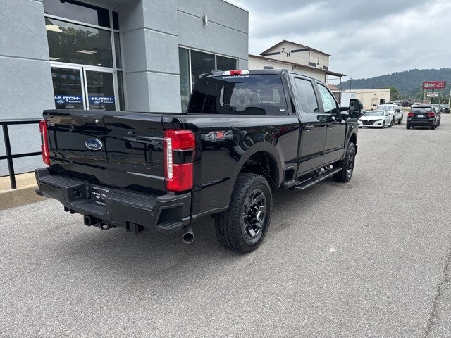 2026 Ford F-250 XL photo 2