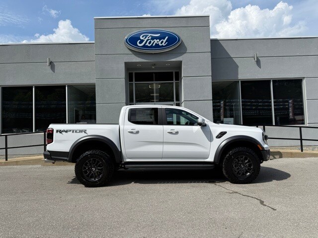 2025 Ford Ranger Raptor photo 2