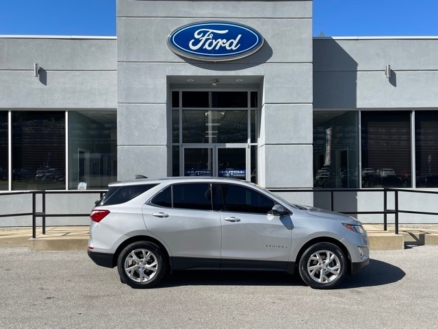 Used 2019 Chevrolet Equinox LT with VIN 3GNAXUEV8KL275835 for sale in Paintsville, KY