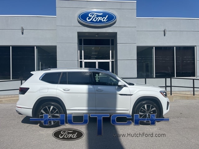Used 2024 Volkswagen Atlas SEL Premium R-Line with VIN 1V2FR2CA6RC577061 for sale in Paintsville, KY