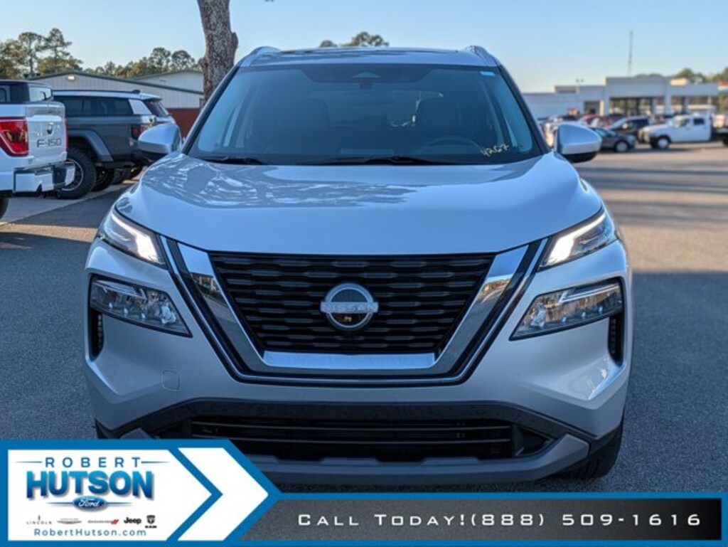 Used 2023 Nissan Rogue SV SUV