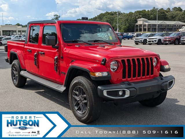 2021 Jeep Gladiator Sport photo 3