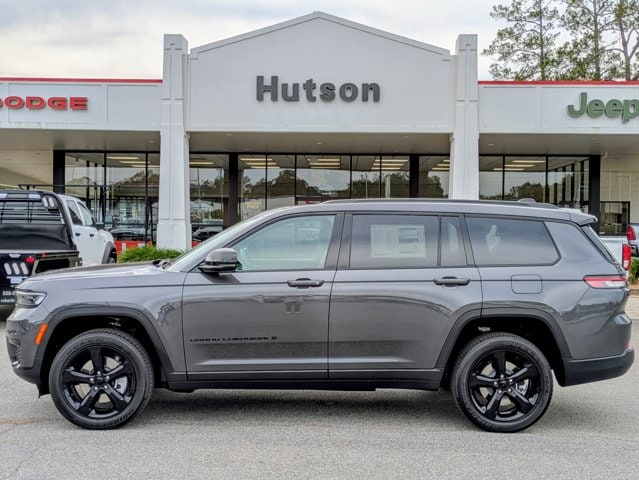 2025 Jeep Grand Cherokee L Altitude's photo