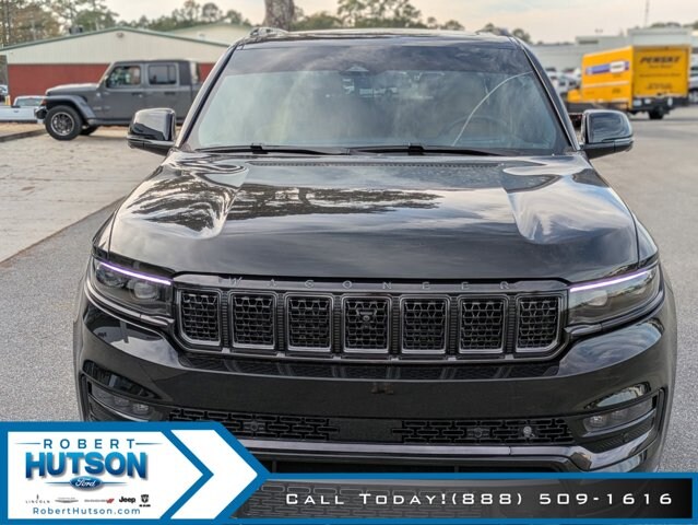 2024 Jeep Grand Wagoneer III photo 4