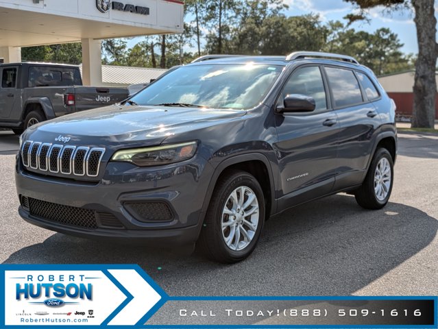 2020 Jeep Cherokee Latitude photo 2