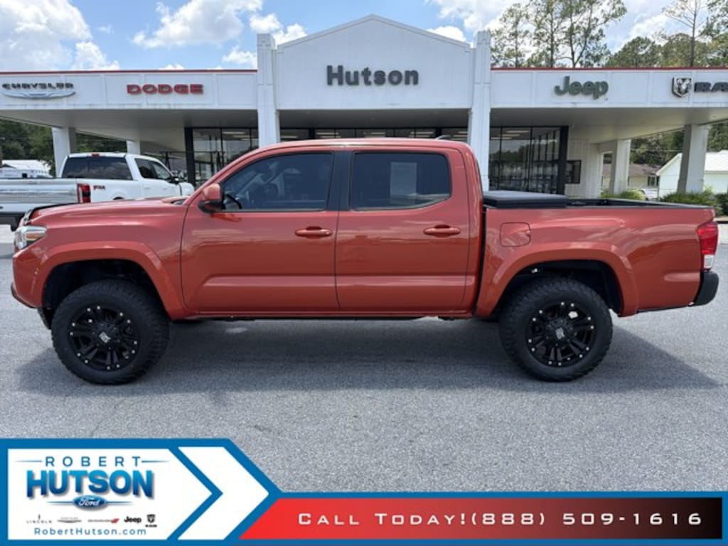 Used 2017 Toyota Tacoma SR5 Truck
