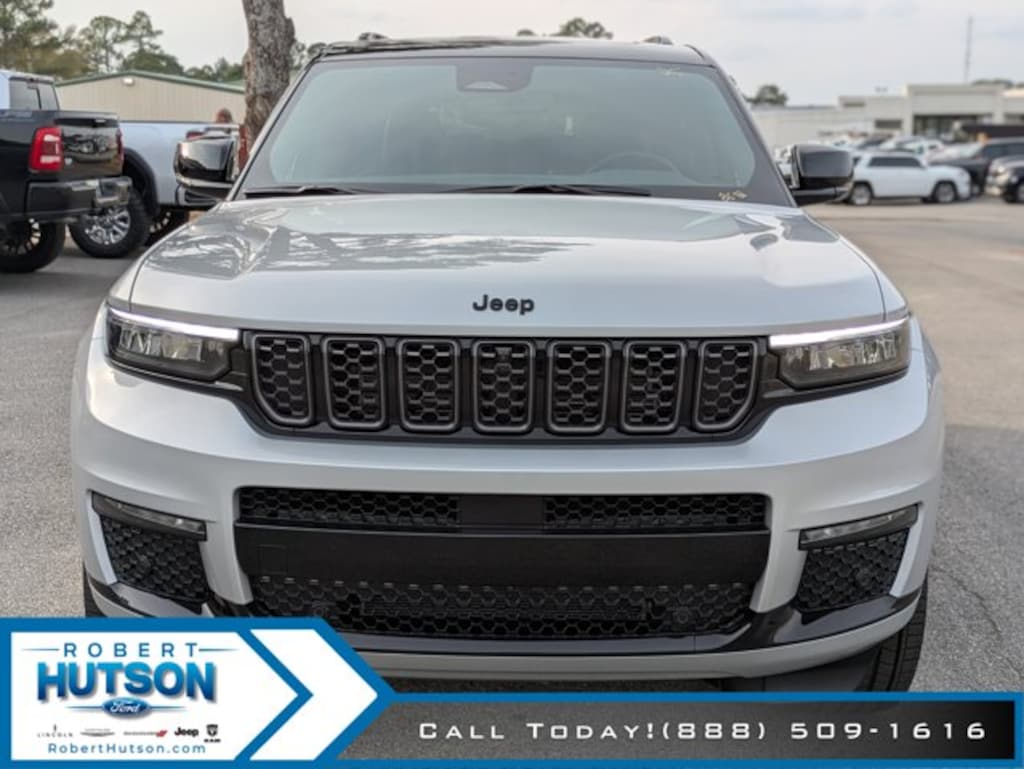 New 2025 Jeep Grand Cherokee L Summit Sport Utility