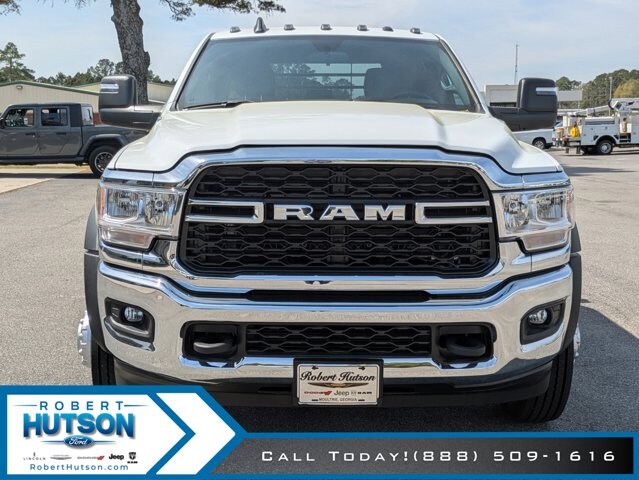 2024 Ram 4500 Tradesman SLT Laramie photo 2