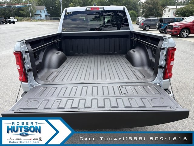 2026 RAM 1500 Laramie - Photo 9