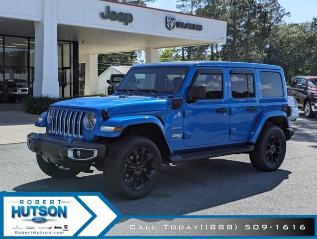 2022 Jeep Wrangler Unlimited Sahara High Altitude 4xe photo 2