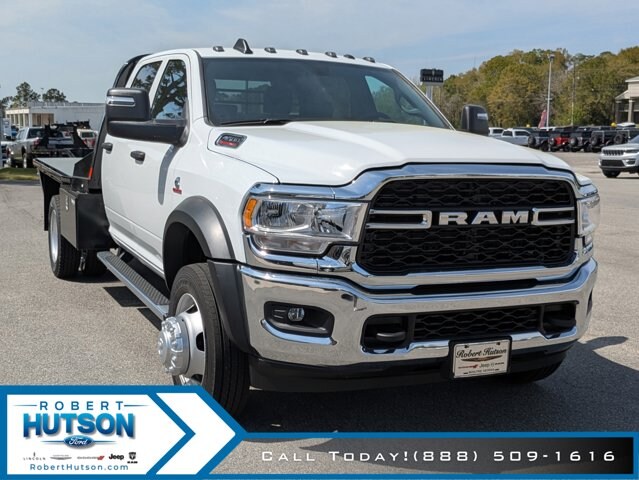 2024 Ram 4500 Tradesman SLT Laramie photo 3