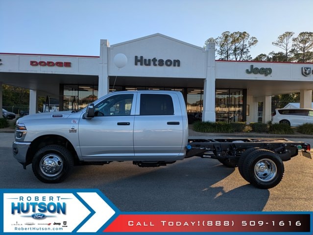2026 RAM Ram 3500 Chassis Cab Tradesman's photo