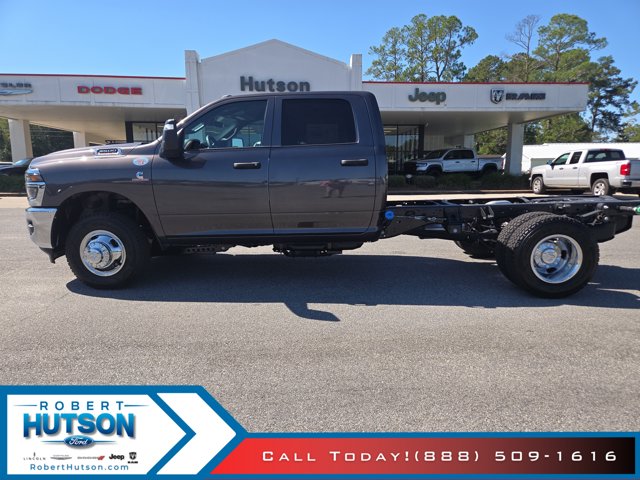 2026 Ram 3500 Chassis Cab Tradesman/Big Horn Pickup