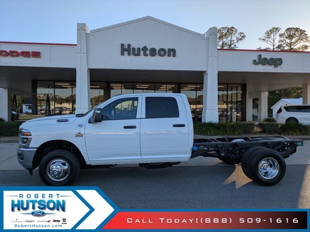 2026 RAM Ram 3500 Chassis Cab Tradesman's photo