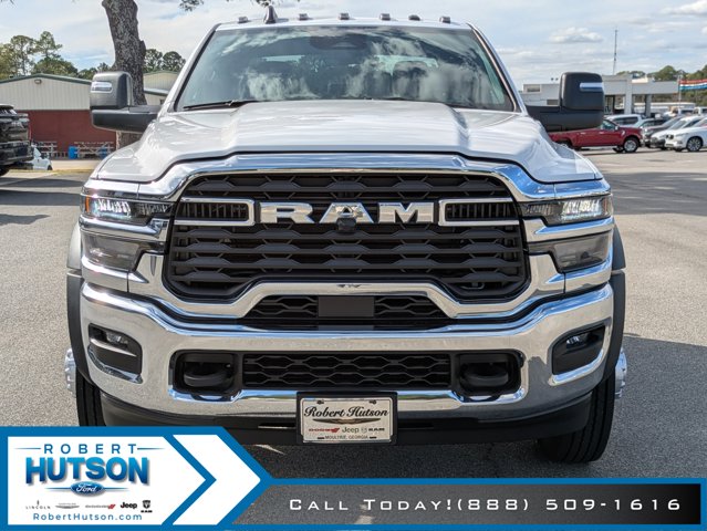 2026 Ram 5500 Tradesman photo 3
