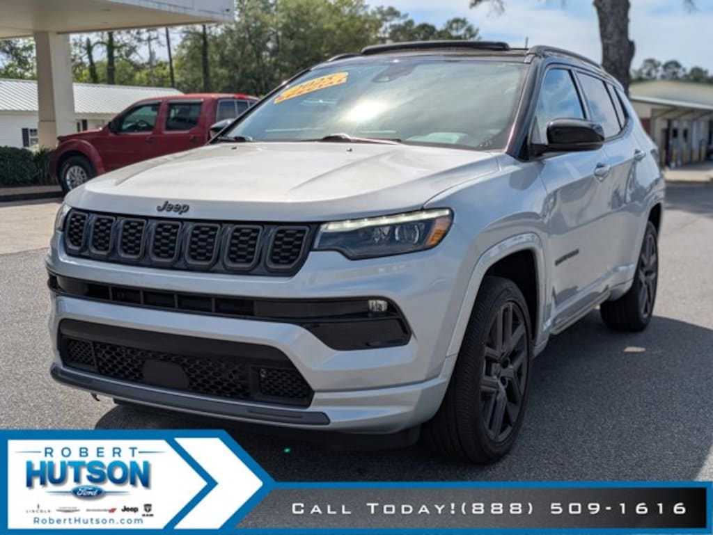 Used 2025 Jeep Compass Limited SUV