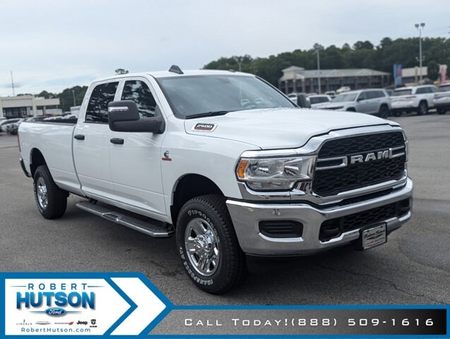 2024 Ram 2500 Tradesman photo 4