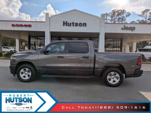 2025 RAM Ram 1500 Pickup Tradesman's photo