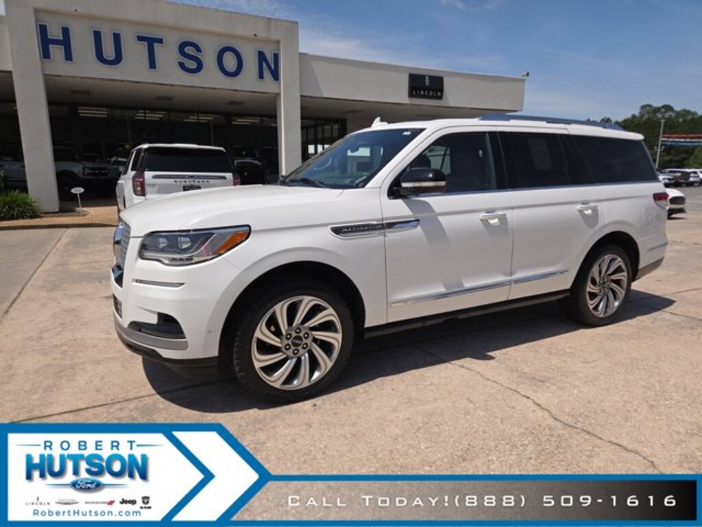 Used 2023 Lincoln Navigator
