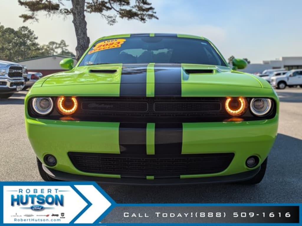 Used 2023 Dodge Challenger SXT Coupe