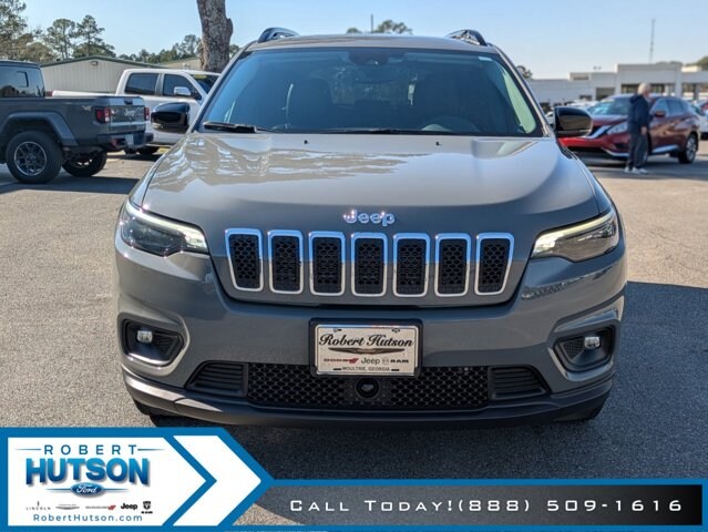 2022 Jeep Cherokee Latitude Lux photo 3