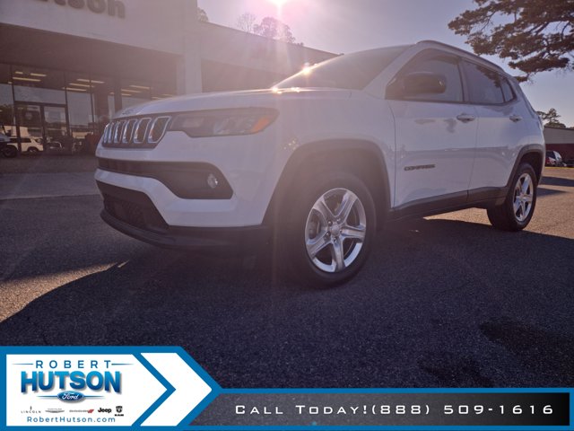 Used 2024 Jeep Compass Latitude with VIN 3C4NJDBN5RT593888 for sale in Moultrie, GA