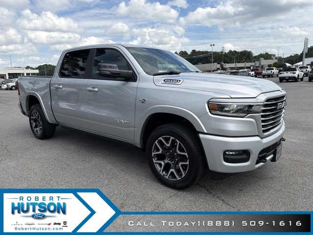 2026 RAM 1500 Laramie - Photo 4