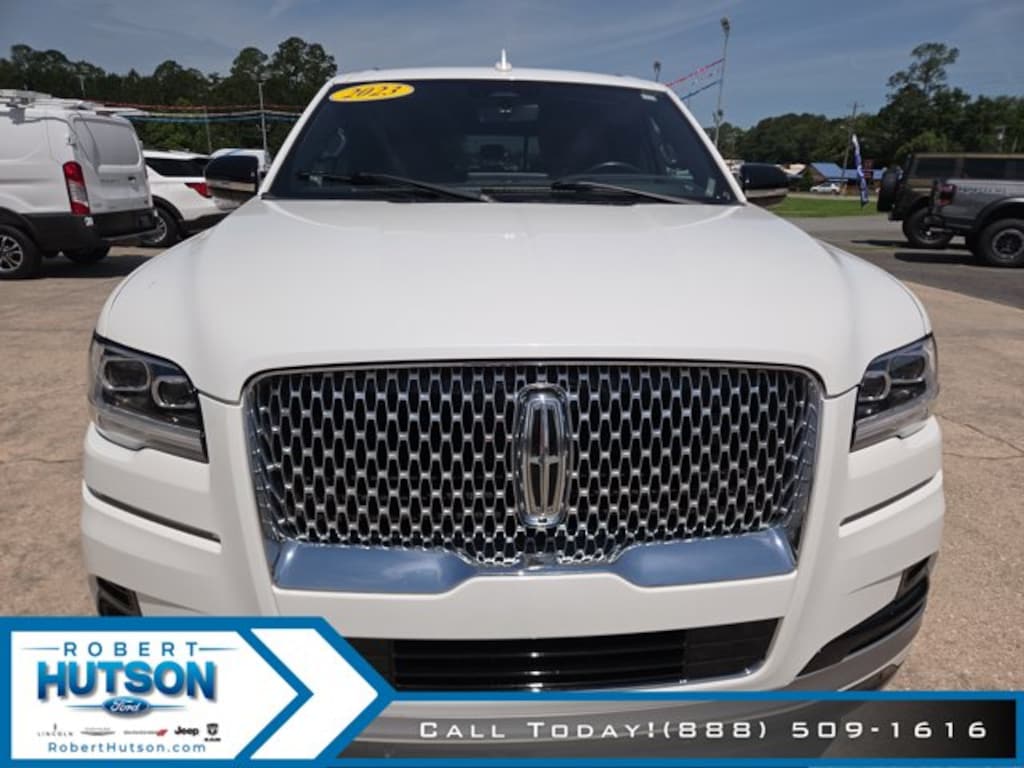 Used 2023 Lincoln Navigator