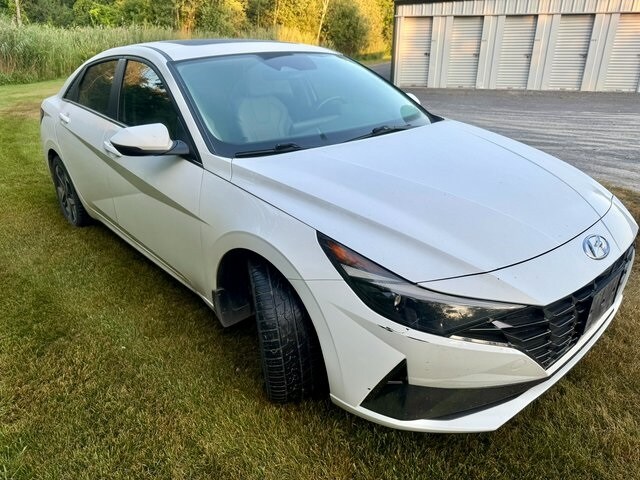 2022 Hyundai Elantra Hybrid Limited photo 3
