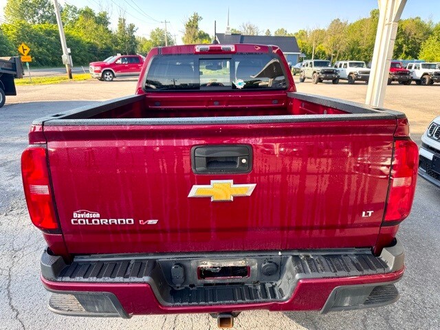 2018 Chevrolet Colorado LT photo 3