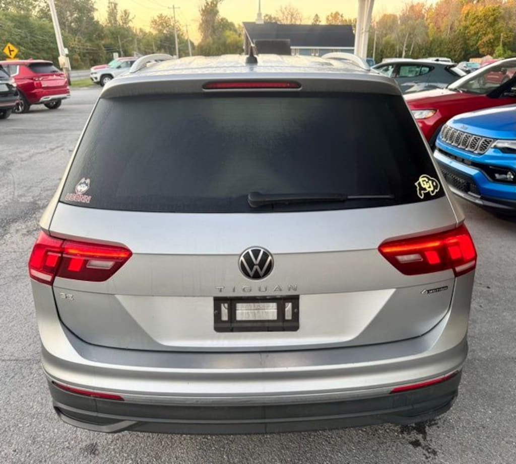 Used 2022 Volkswagen Tiguan 2.0T SE SUV