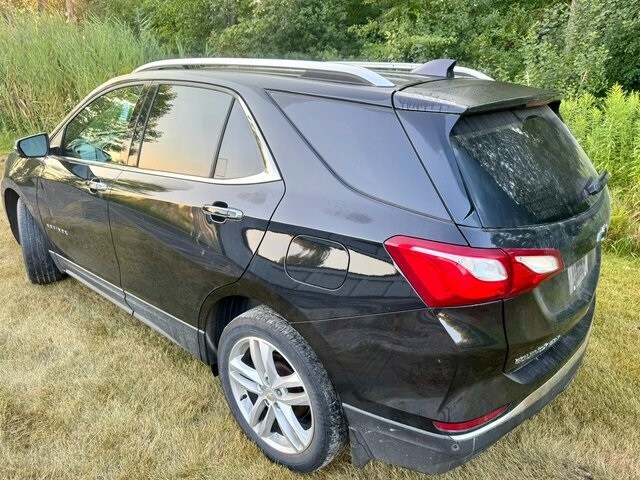 2020 Chevrolet Equinox Premier photo 2
