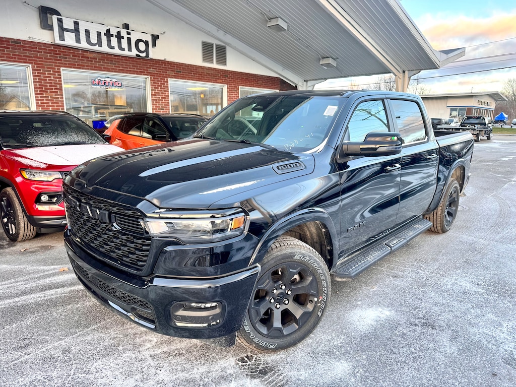 New 2026 Ram 1500 BIG HORN CREW CAB 4X4 5'7 BOX Pickup