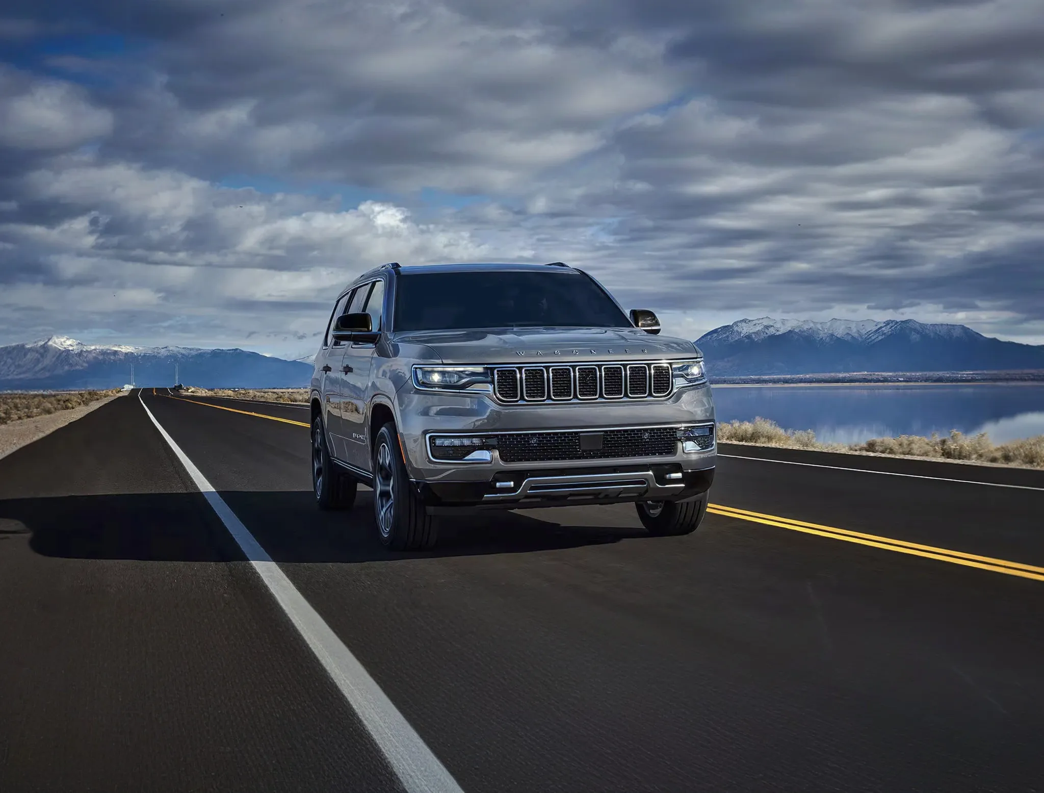 2025-jeep-wagoneer-hero.webp