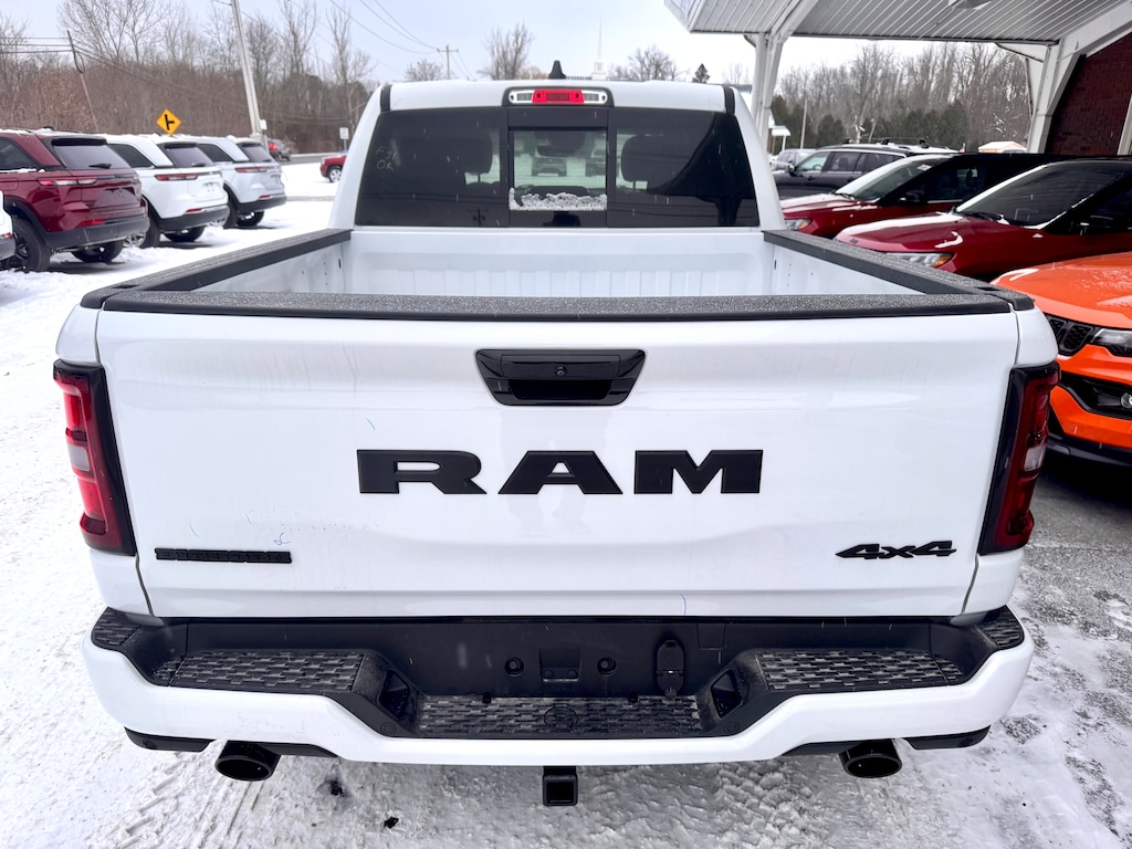 New 2026 Ram 1500 BIG HORN CREW CAB 4X4 5'7 BOX Pickup