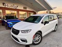 2026 Chrysler Pacifica SELECT AWD Passenger Van