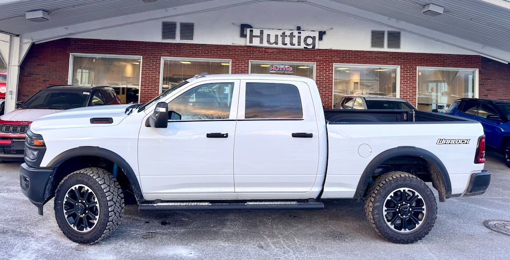 New 2026 Ram 2500 WARLOCK CREW CAB 4X4 6'4 BOX Pickup