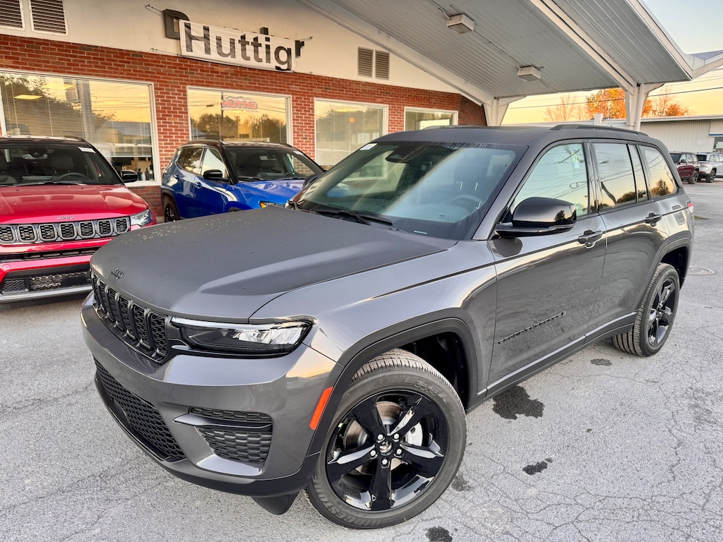 New 2025 Jeep Grand Cherokee ALTITUDE X 4X4 Sport Utility