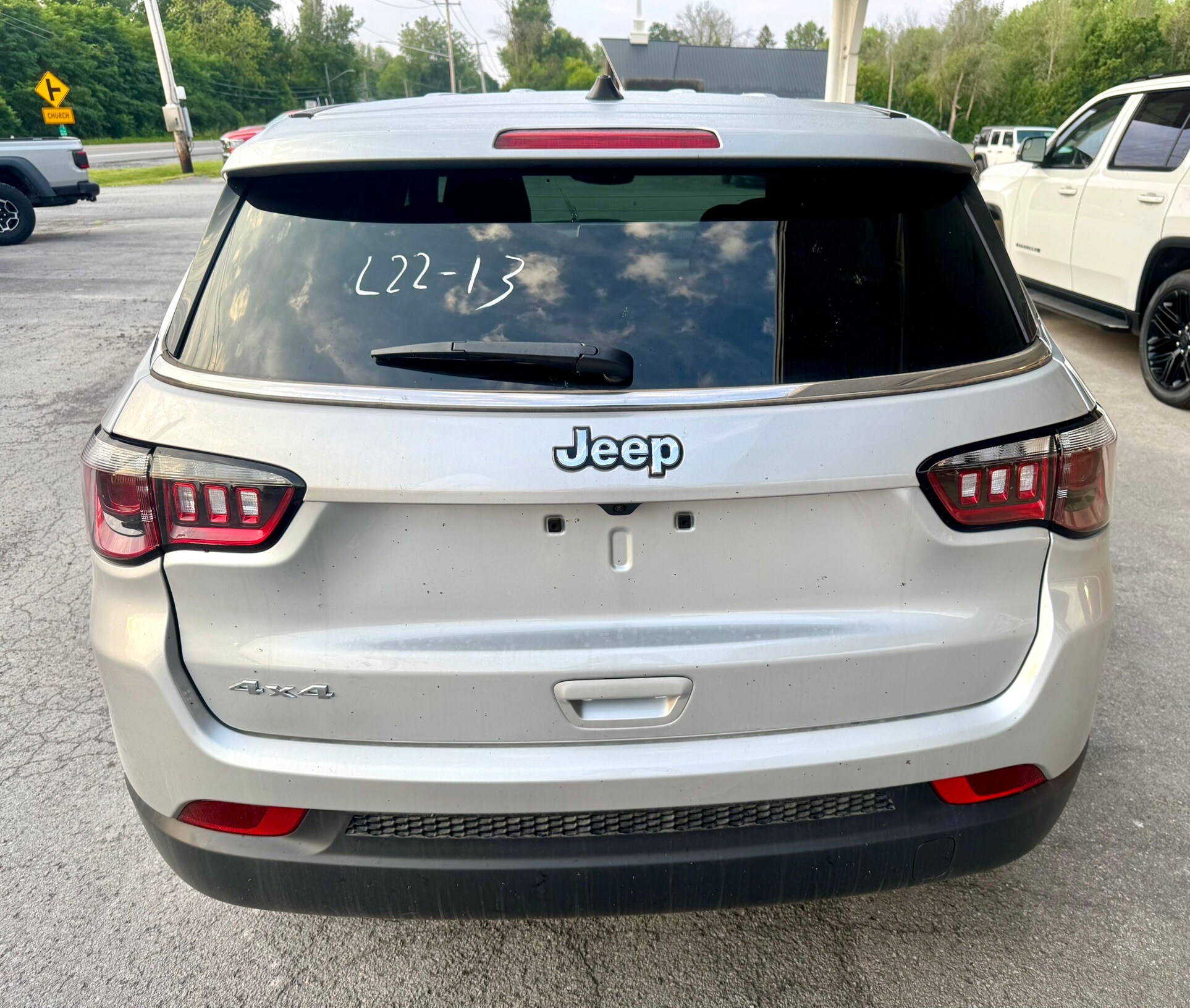 2025 Jeep Compass Sport photo 3