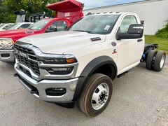 2025 Ram 5500 Chassis Cab 5500 TRADESMAN CHASSIS REGULAR CAB 4X4 60' CA Pickup