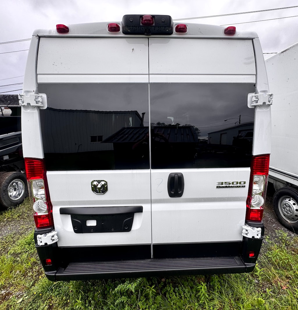 New 2025 Ram ProMaster PROMASTER 3500 TRADESMAN CARGO VAN HIGH ROOF 159' Cargo Van