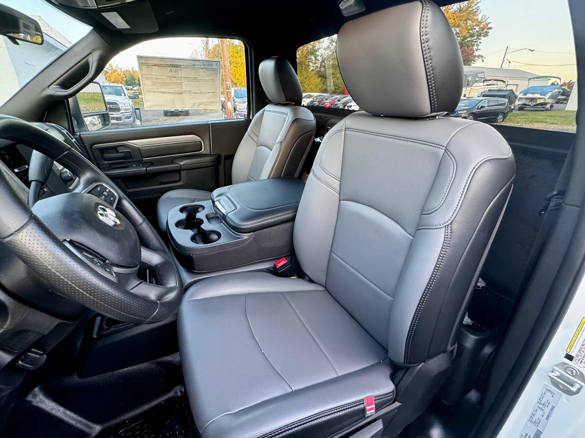 2024 Ram 3500 Tradesman photo 2