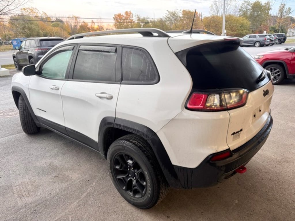Used 2019 Jeep Cherokee Trailhawk 4x4 SUV