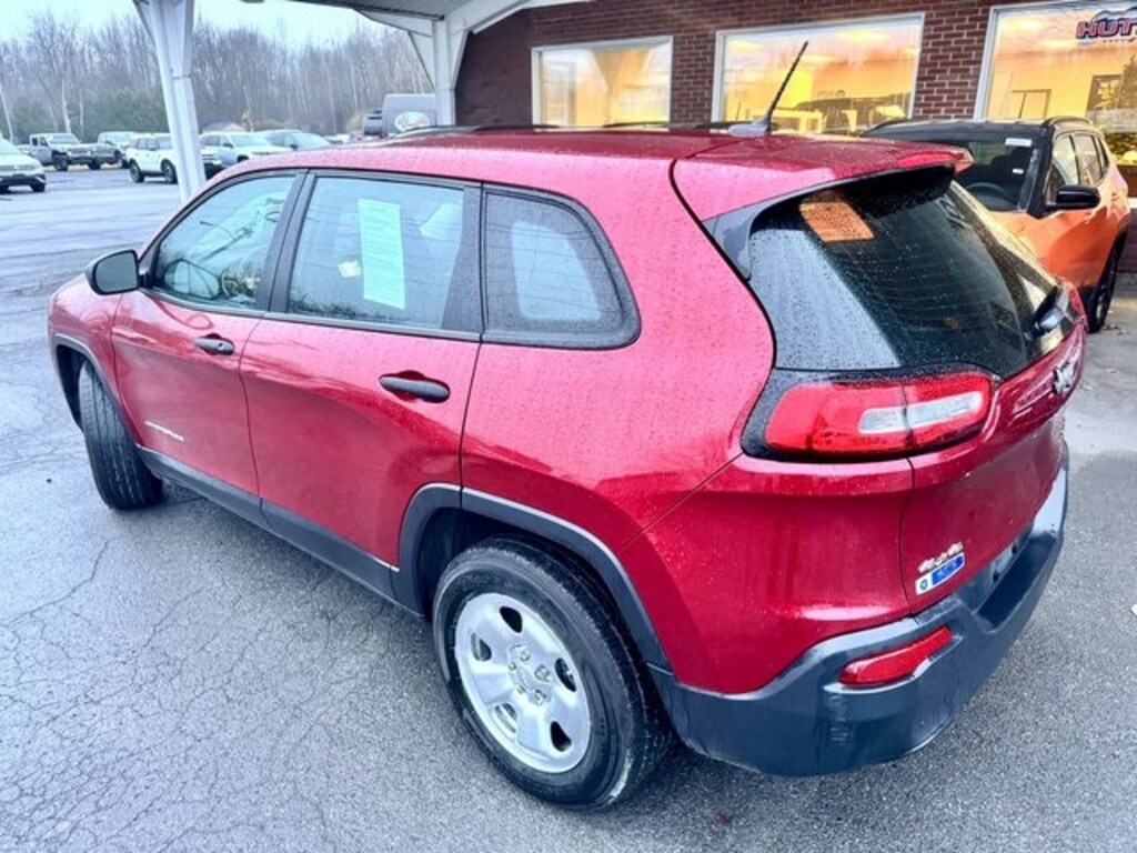 Used 2014 Jeep Cherokee Sport 4x4 SUV