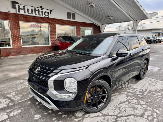 2024 Mitsubishi Outlander SE