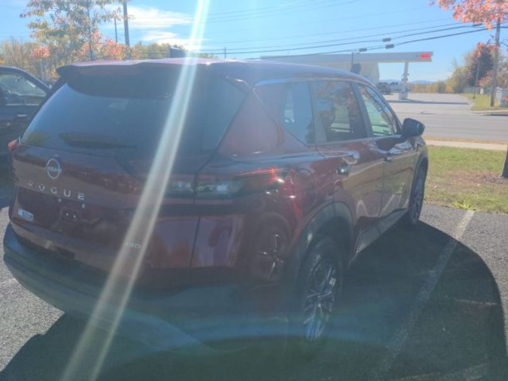 Used 2023 Nissan Rogue S SUV