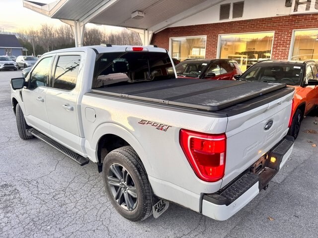 2023 Ford F-150 XLT photo 2