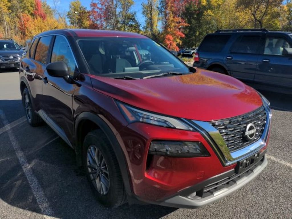 Used 2023 Nissan Rogue S SUV