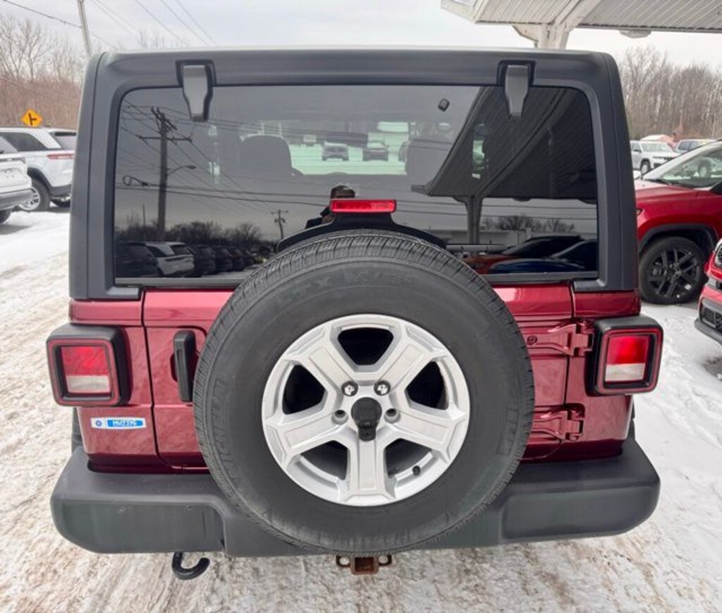 Used 2021 Jeep Wrangler Sport SUV