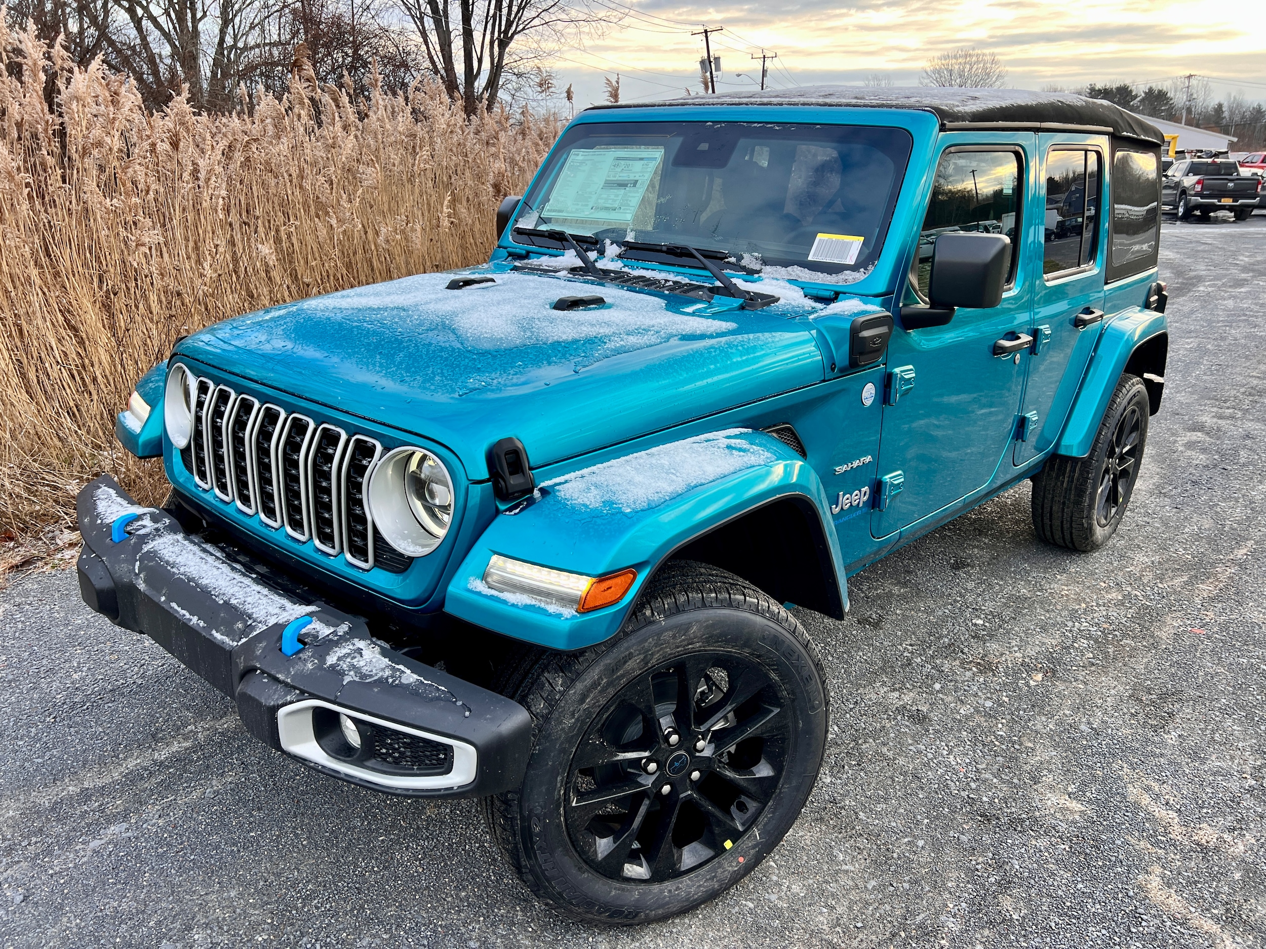 10 Jeep Mom Must-Have Accessories  Jeep wrangler unlimited accessories,  Jeep wrangler interior, Jeep wrangler accessories